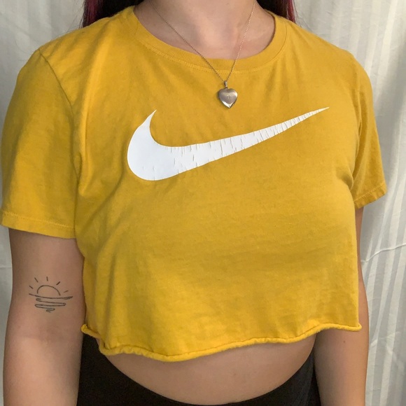 nike crop top yellow